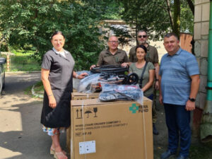 “Національна рада військовослужбовців і ветеранів” привезла до лікарень Рівного і Вінниці медичне обладнання